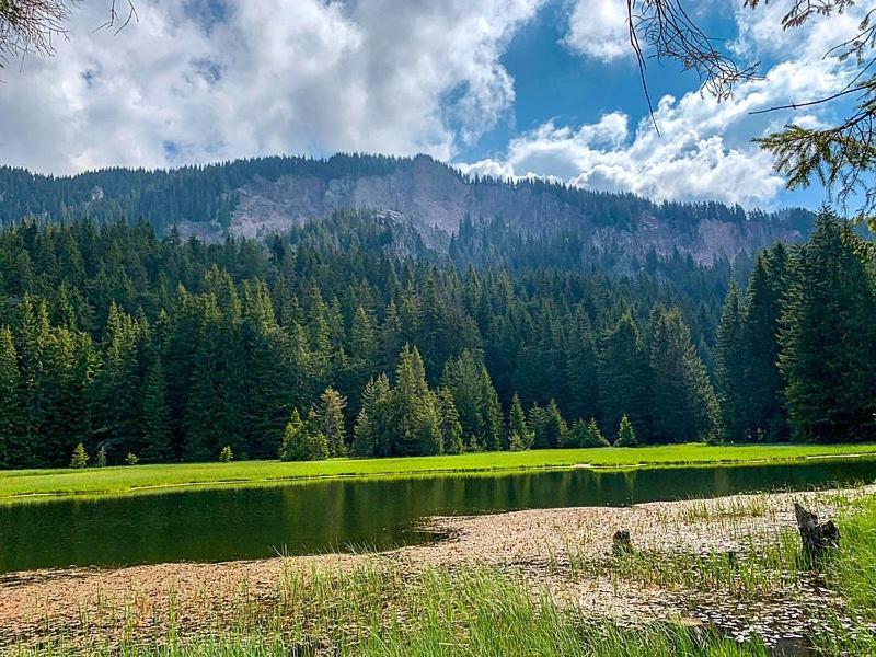 Stand'Art - апартамент в Mountain Lake complex, Смолянски езера Экстерьер фото